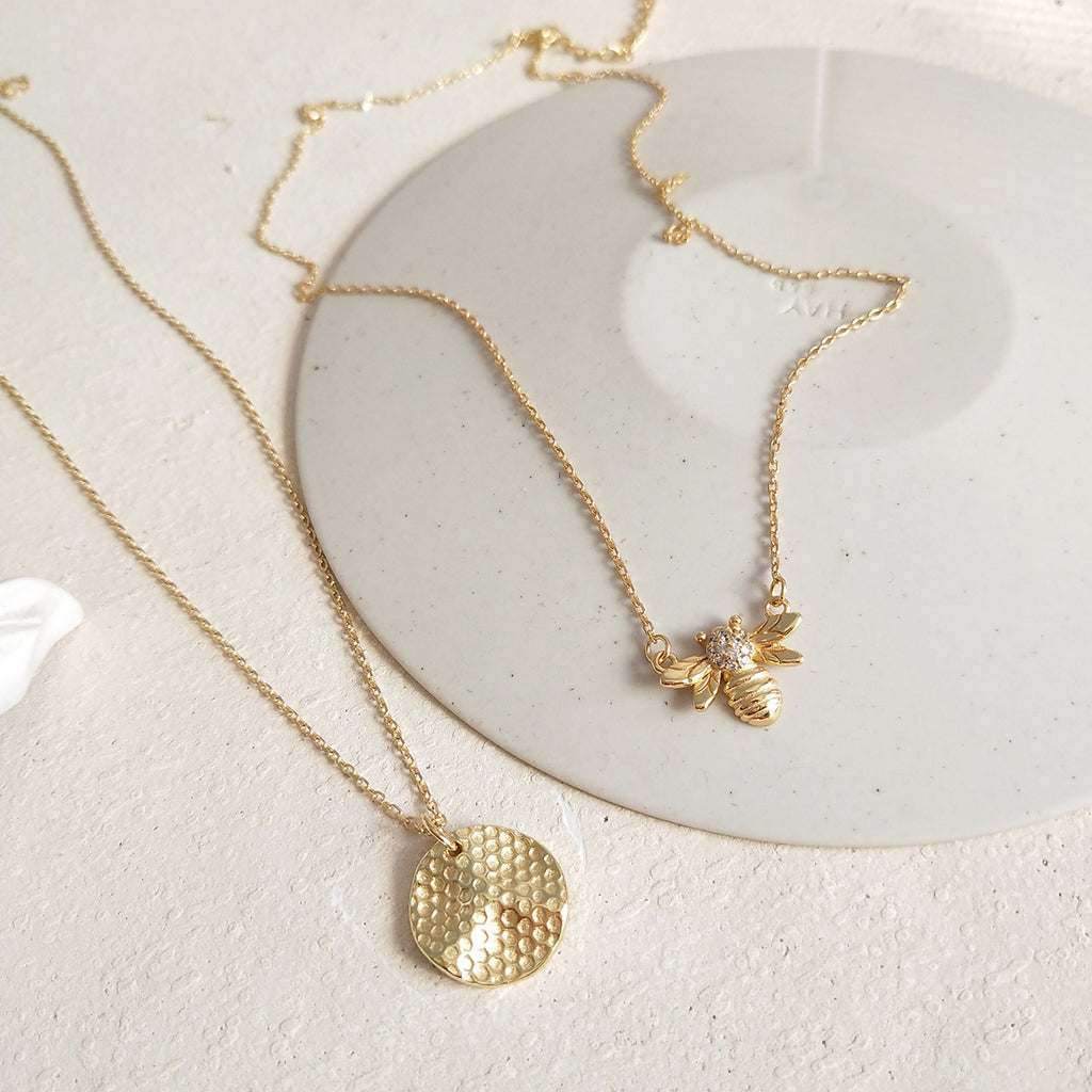 bee necklace