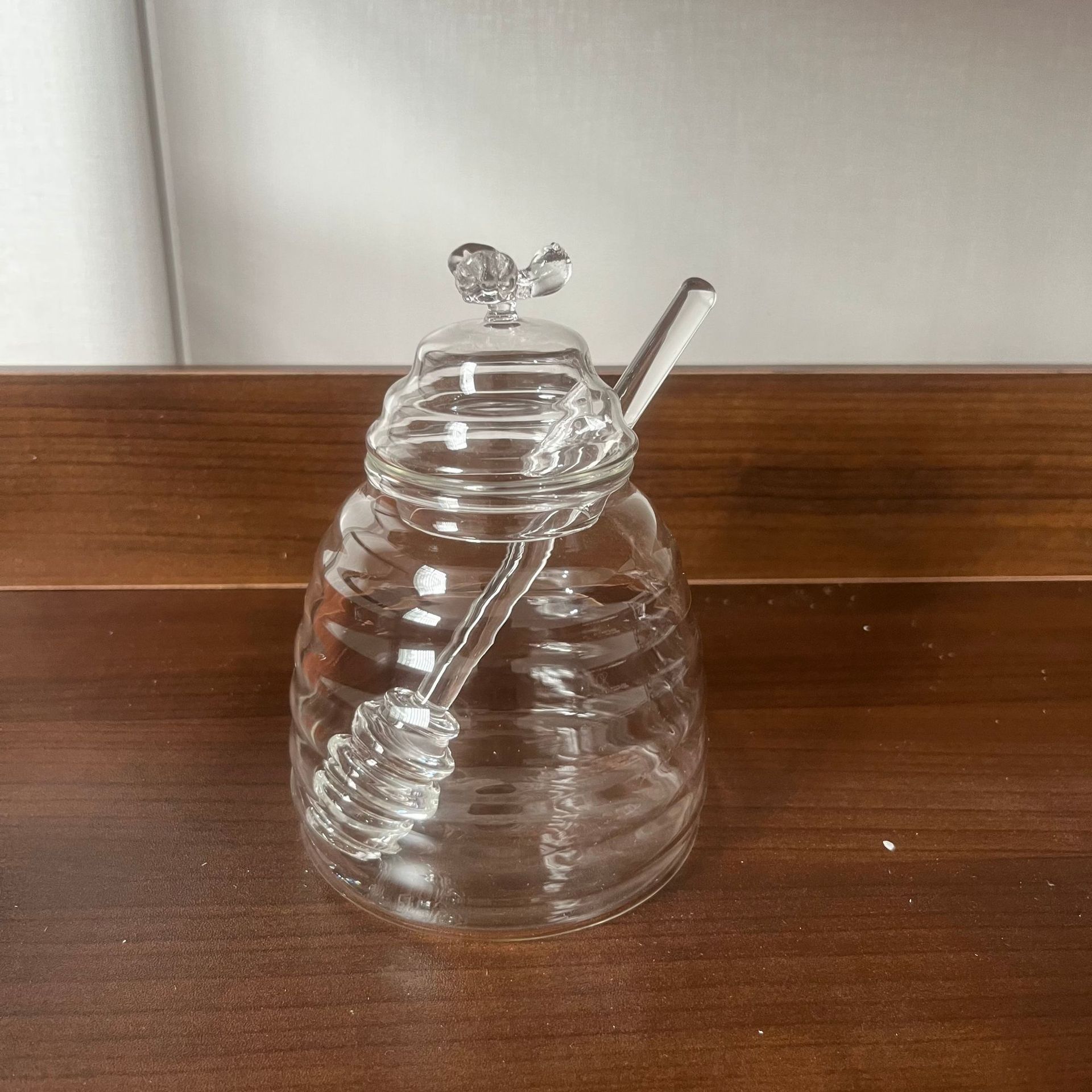 Borosilicate Cute Delicate Transparent Glass Bee Shape Jam Jar Storage Tank With Lid