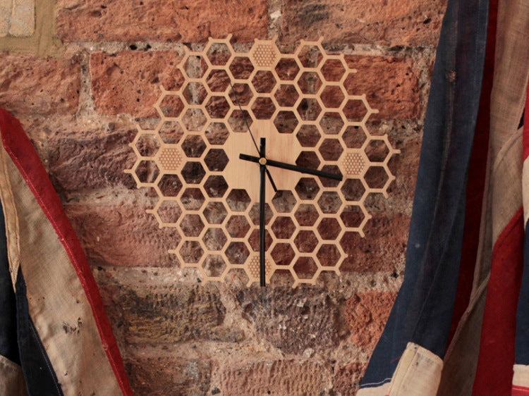 Hexagonal Log Honeycomb Wall Clock Pastoral Natural Bee Protection Association Wall Clock