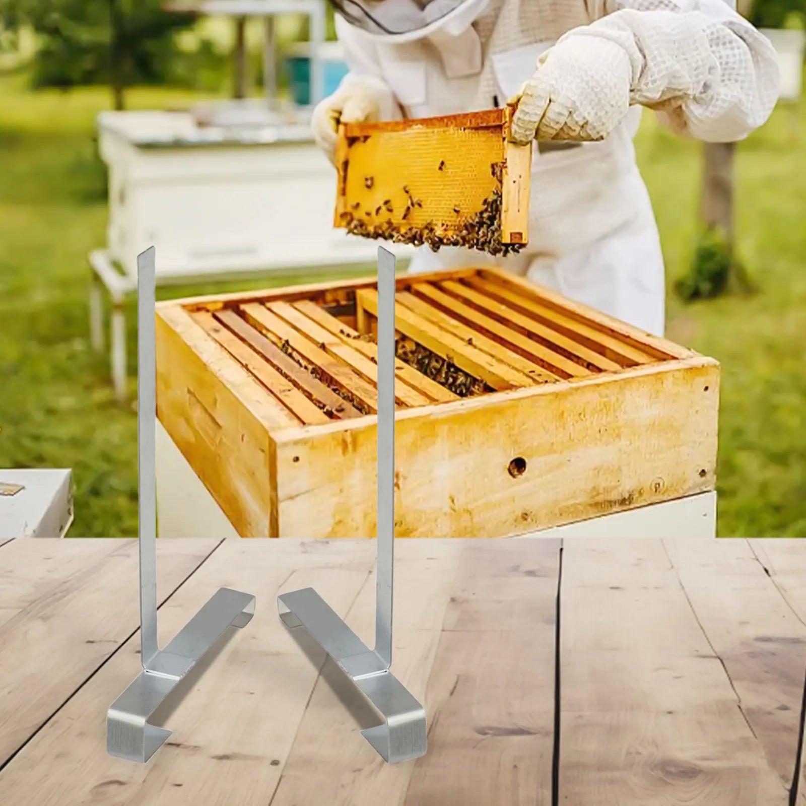 Bee Hive frame rest